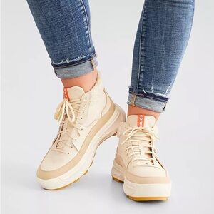 Sorel Women's Beige Winter Boots with Shearling Trim